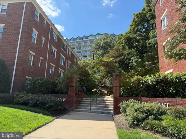 1304 N Meade St #Eng4, Arlington, VA 22209