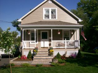 66 Meriden Ave, Meriden, CT 06451