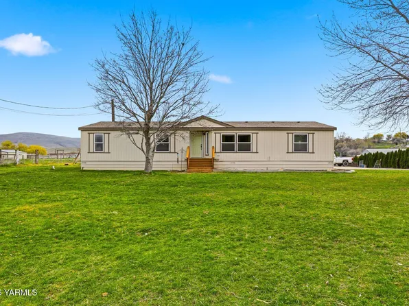 3285 N Wenas Rd, Selah, WA 98942