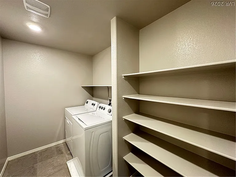 5370 White Butterfly St — Photo 21