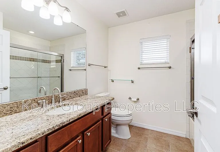 7233 Wakeview Dr — Photo 19