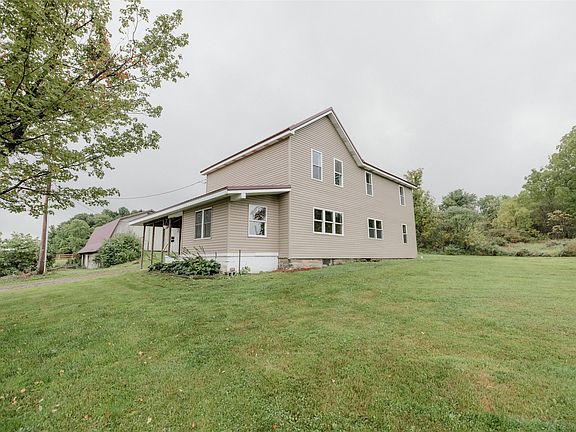 4th image of 16116 Old Valley Rd