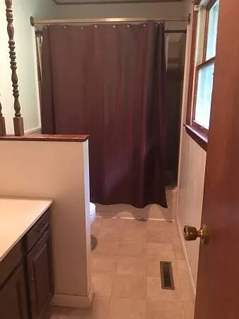 209 Pine Cir — Photo 12