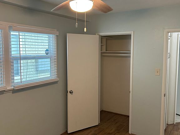 5th image of 4115 E Ocean Blvd #1