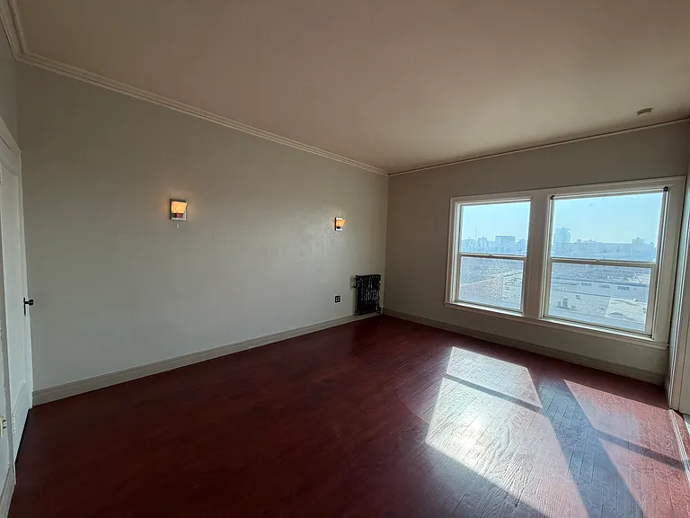 Eden Square Apartments — Photo 40