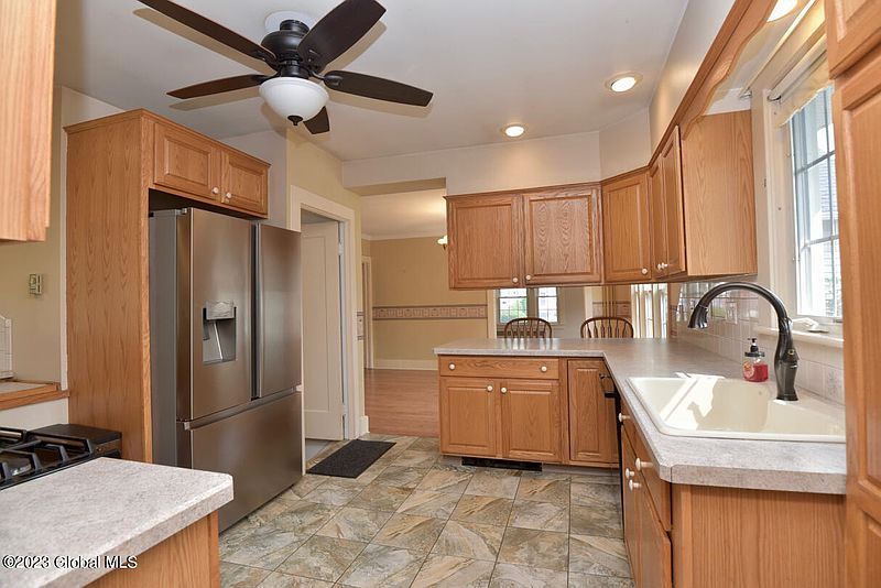 3rd image of 116 Prindle Avenue