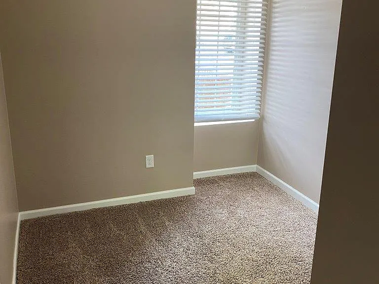 210 Butler Ave NW #201 — Photo 6