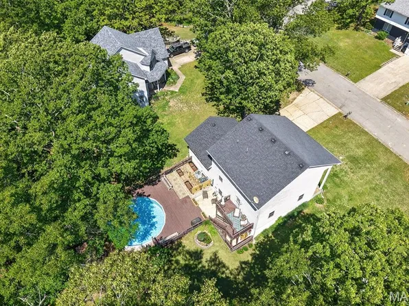 403 Stone Ridge Dr, Waynesville, MO 65583