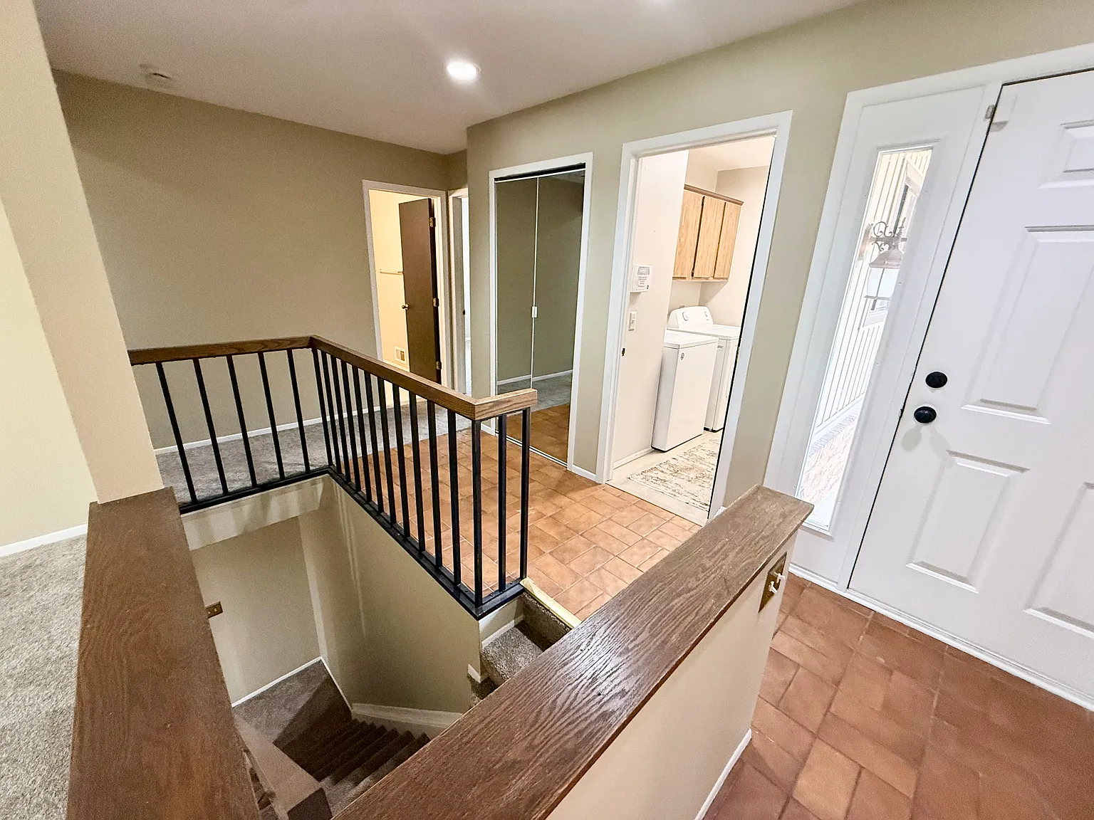 4608 Laurel Club Cir — Photo 4