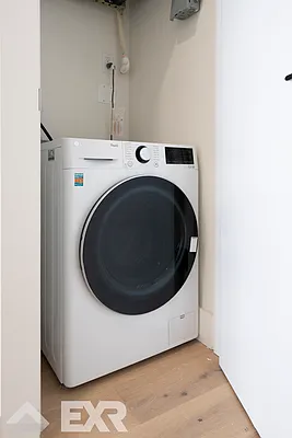 Rented by EXR | media 12