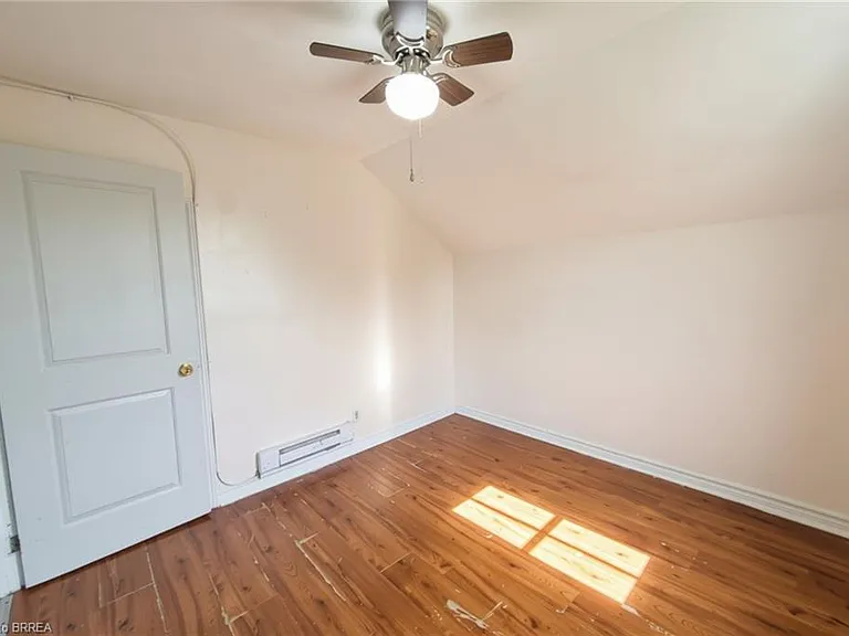 301 Campbell St #1 — Photo 10