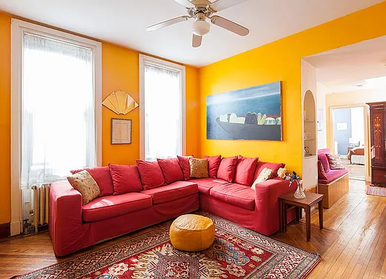 Sold by Warburg | media 16