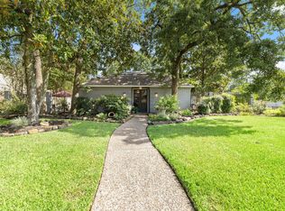 10823 Dunbrook Dr, Houston, TX 77070