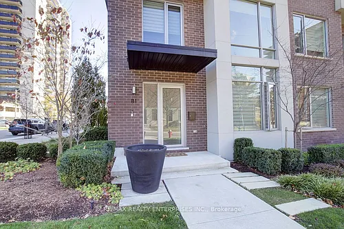 81 High St E Photo 1