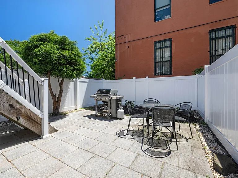 3446 Corlear Ave #1 — Photo 16