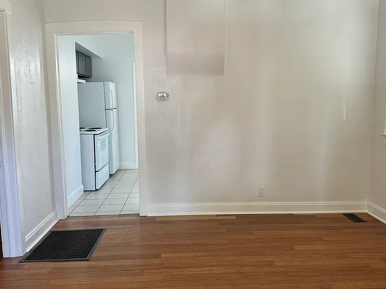 1139 S McClelland St — Photo 5