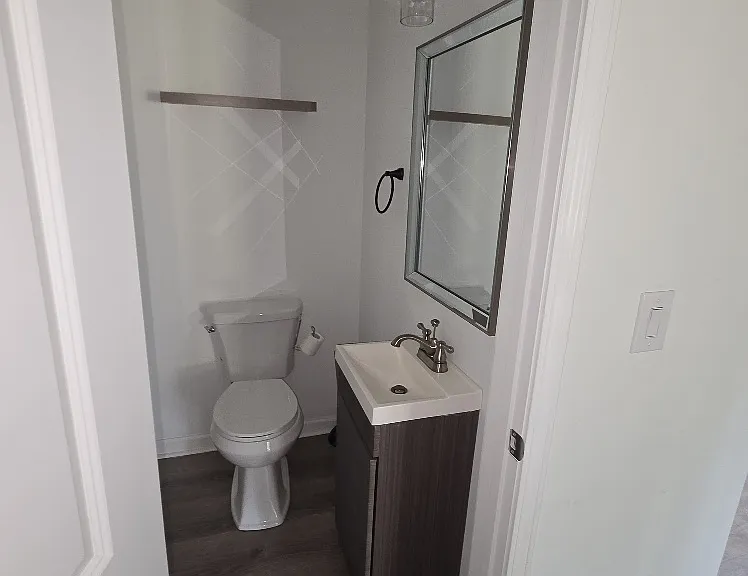 1/2 bath downstairs - total 2 1/2 baths!