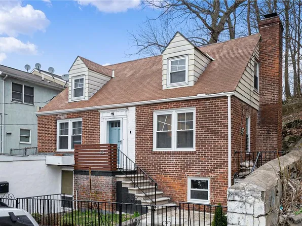 618 Van Cortlandt Park Avenue, Yonkers, NY 10705