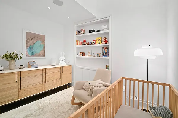 Sold by Douglas Elliman | media 13