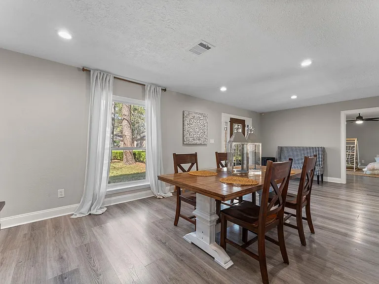 5207 Alamosa Ln — Photo 16