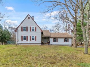 42 Mill Hill Rd, Colchester, CT 06415