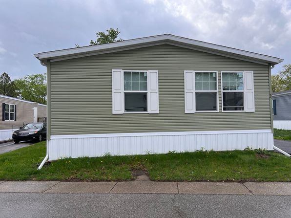 85 W Foxrun Ln #85, Holland, OH 43528