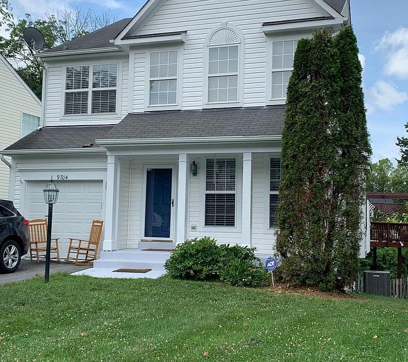 1st image of 9704 Fleetwood Way