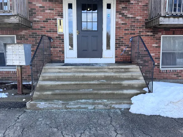 51 Alvarado Ave, Worcester, MA