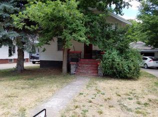 1023 S Locust St, Grand Island, NE 68801