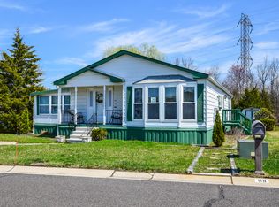 116 S Pond Dr, Mount Laurel, NJ 08054