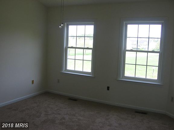 4th image of 22061 Saint Gabriels Cir