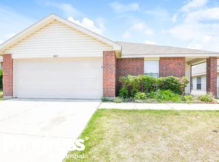 14033 Silkwood Dr, Haslet, TX 76052