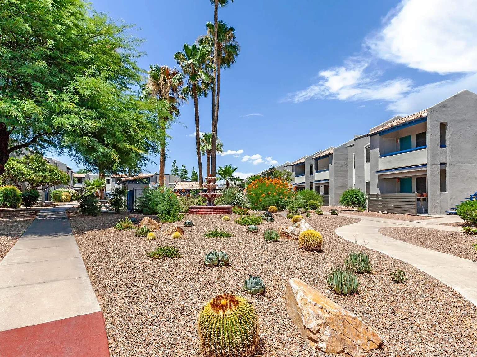 Agave Apartments — Photo 1