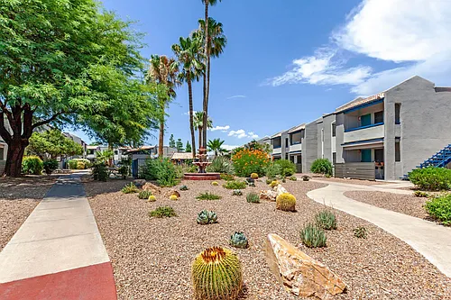 Agave Apartments Photo 1
