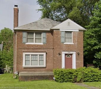 674 Alter Rd, Detroit, MI, 48215