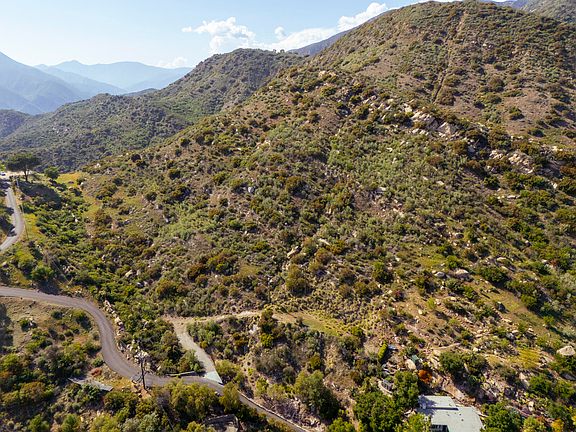 3rd image of 1797 Foothill Rd