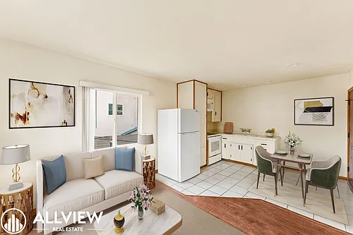 136 13th Street Photo 1