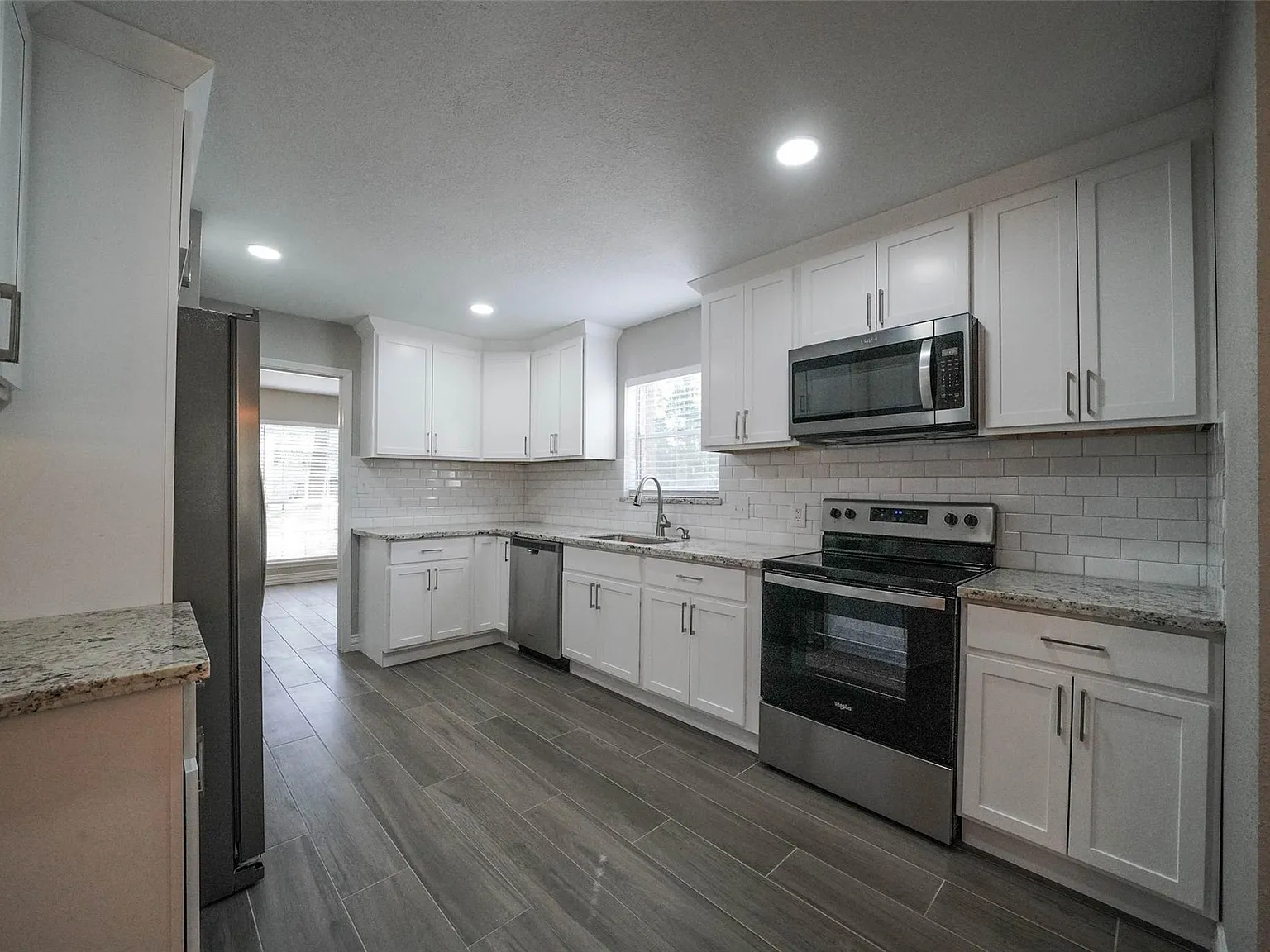4 bed, 2.5 bath, 2601 sqft, $2,500 — Photo 1