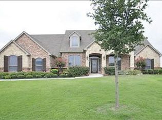 11078 Sarah Ln, Fort Worth, TX 76179