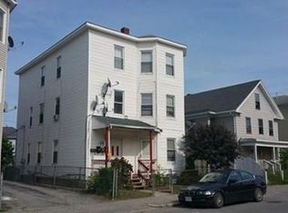 17 Camp St APT 3, Worcester, MA 01603