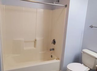 800 Meadowview Dr APT 4, Boone, NC 28607