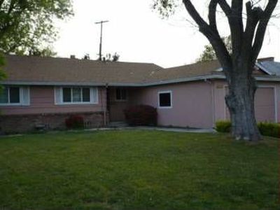 7410 Center Pkwy, Sacramento, CA, 95823