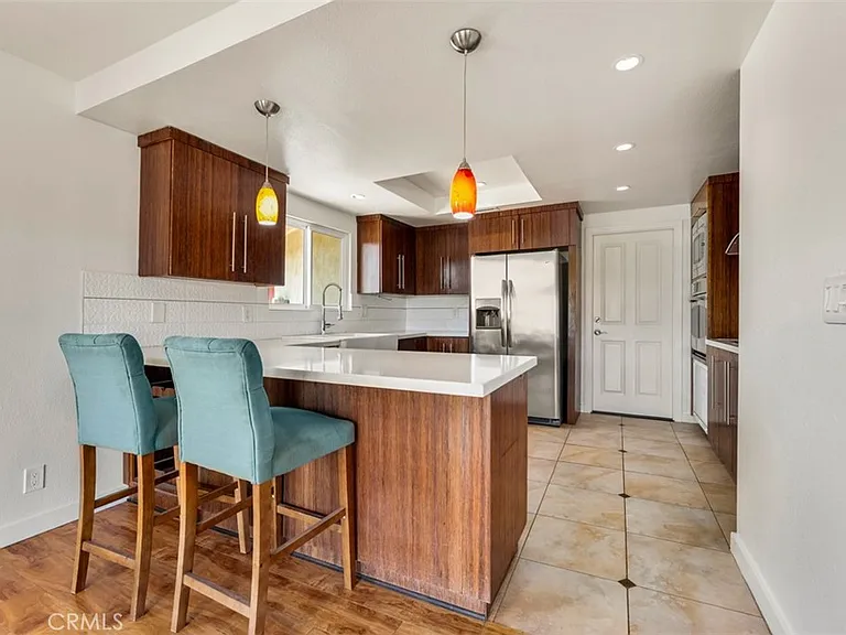 23932 Flores Ave — Photo 10