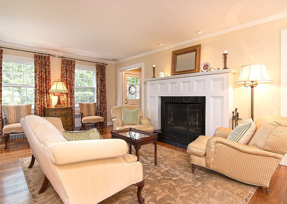 Living room with fireplace