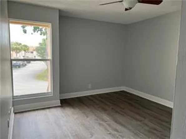 8244 NW 9th St #5, Fort Lauderdale, FL 33324