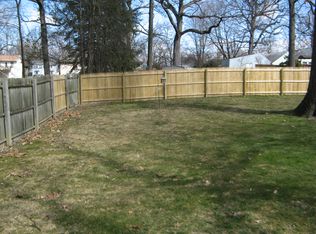 37 Lakeview Ave, Poughkeepsie, NY 12601