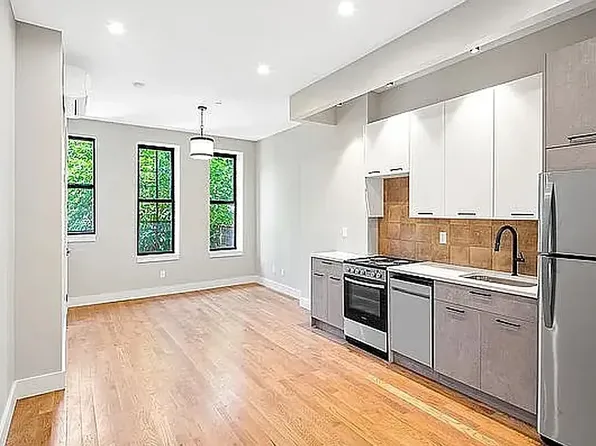 315 Menahan St Floor 1, Brooklyn, NY 11237