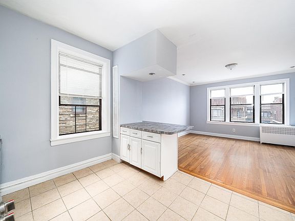 4th image of 270 Harrison Ave APT 504