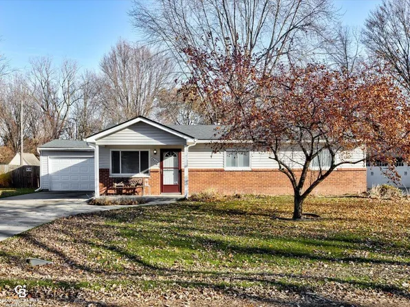 26475 Hickler Ln, Harrison Township, MI 48045
