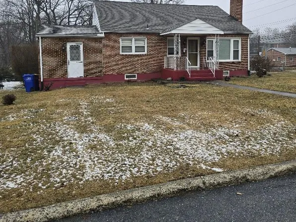 3940 Rutherford St, Harrisburg, PA 17111